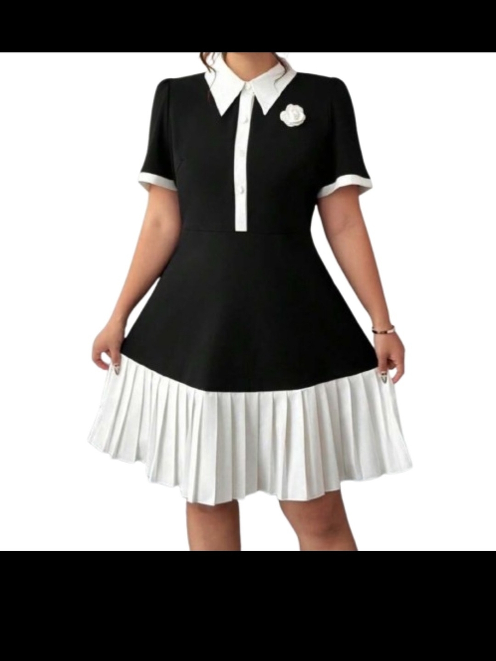 Plus Size CC INSPIRED Black and White Pleated-Trim Short Sleeve Dress NWT